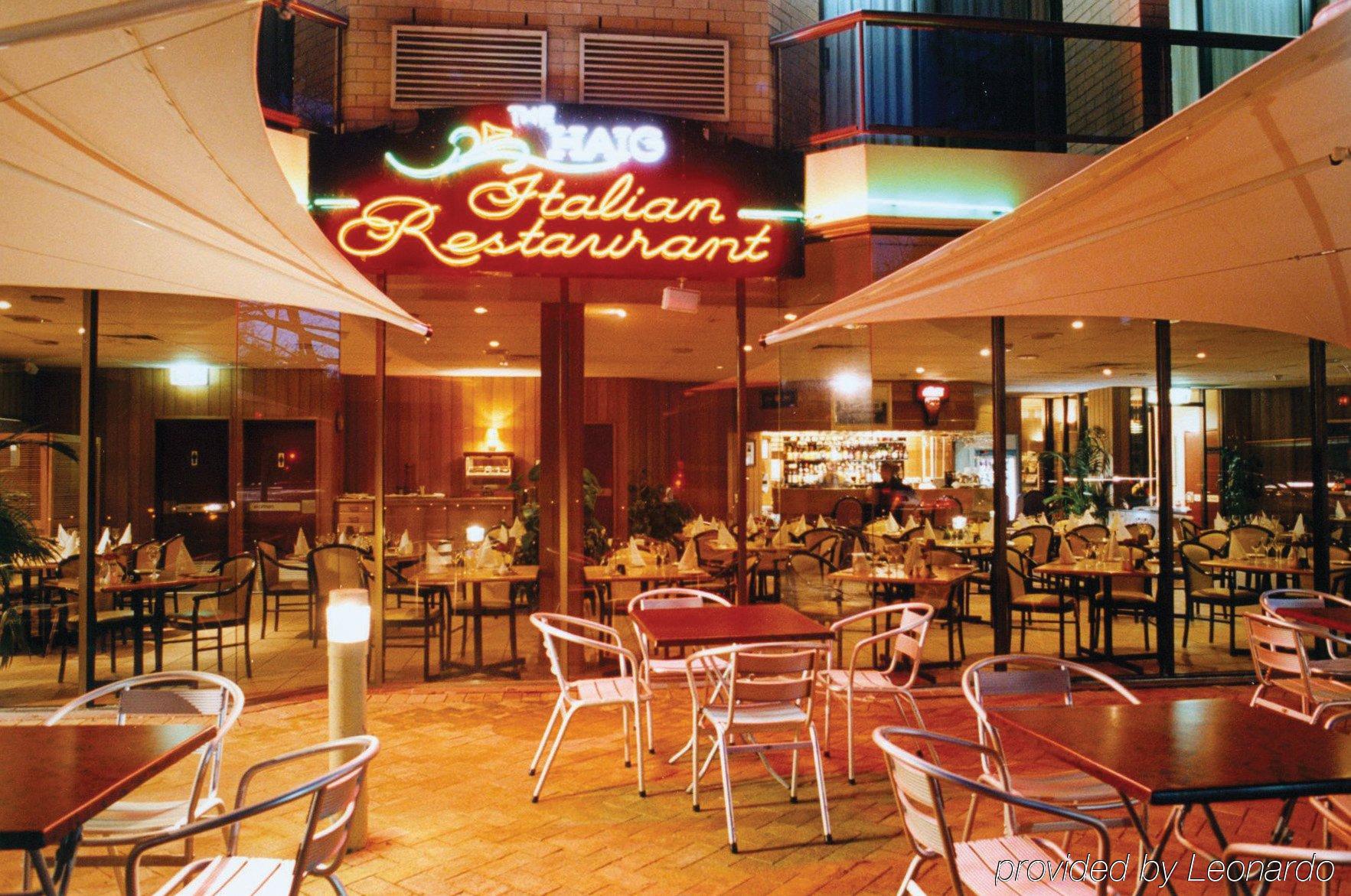 Madison Capital Executive Apartments Canberra Restaurant photo